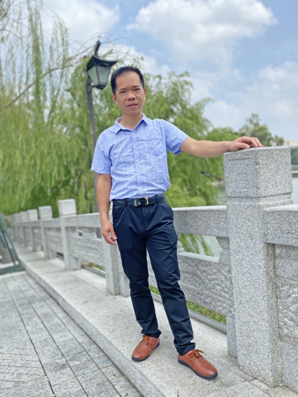奇峰向阳的第一张照片--清流相亲网