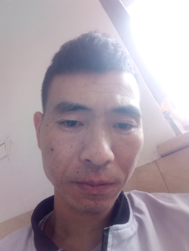 想你的夜的第一张照片--清流相亲网