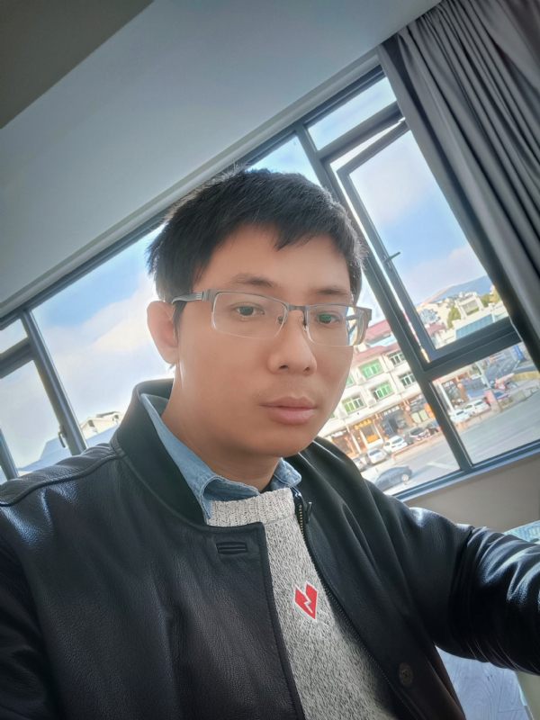 也许只是缺少一个拥抱的第二张照片--清流相亲网