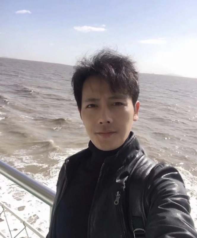 疯狂的小鱼的第一张照片--清流相亲网
