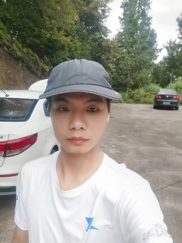 携手相伴的第一张照片--清流相亲网