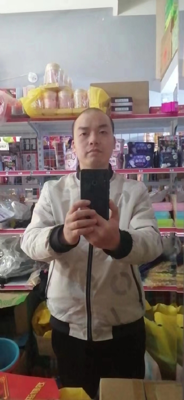 便利店的第一张照片--清流相亲网