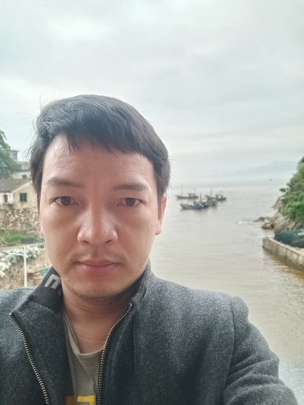 啊亮的第一张照片--清流相亲网