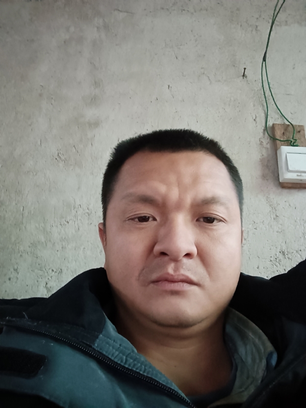 兰成龙的第二张照片--清流相亲网